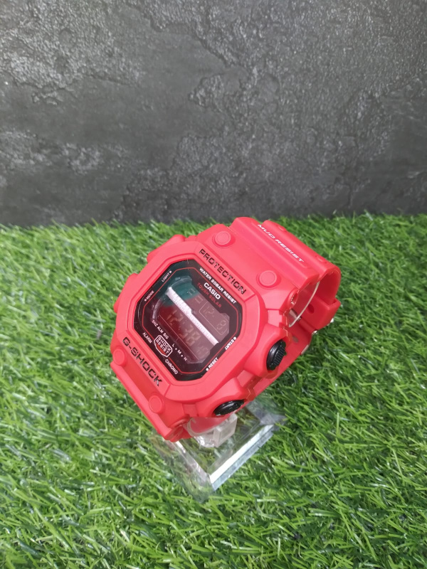 Часы наручные кварц Casio G Shock MCSGQ-GNB2B4