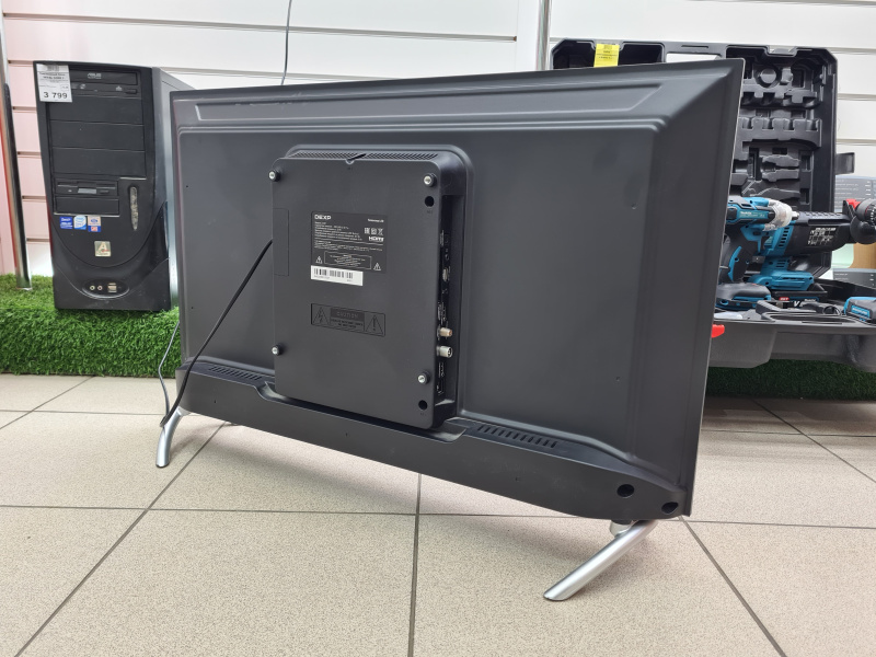 Телевизор DEXP A321