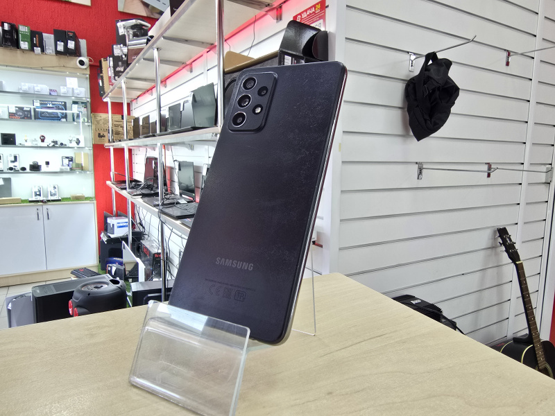 Мобильный телефон Samsung Galaxy A52