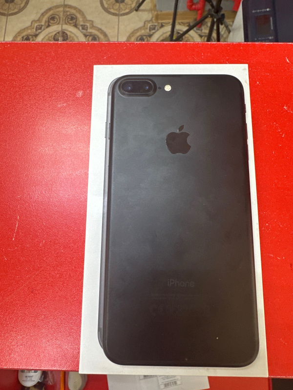 Мобильный телефон Apple iPhone 7 Plus