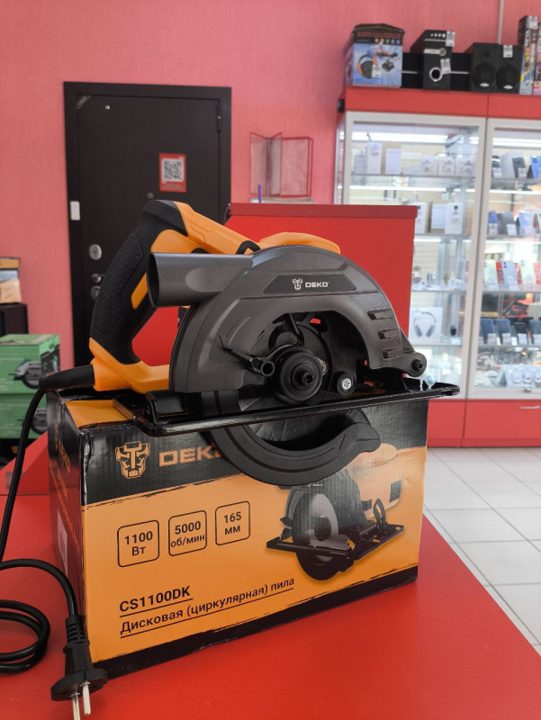 Циркулярная пила Deko CS1100DK