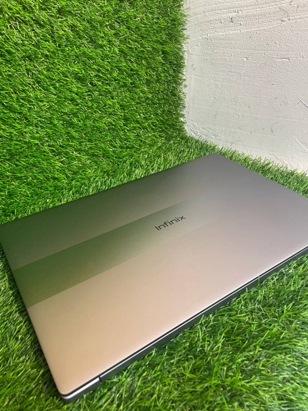 Ноутбук Infinix inbook y2 plus xl29