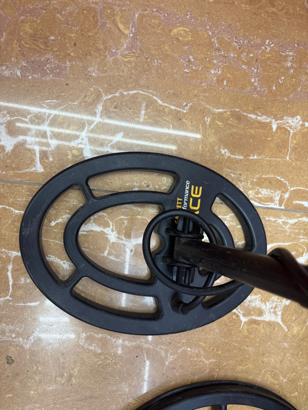 Металлоискатель  Garrett ace 200i