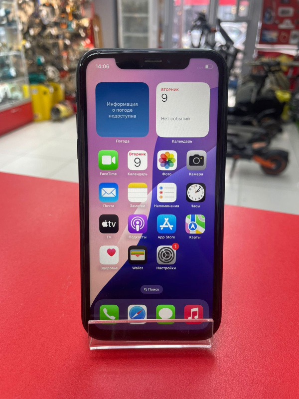 Мобильный телефон Apple iPhone XR