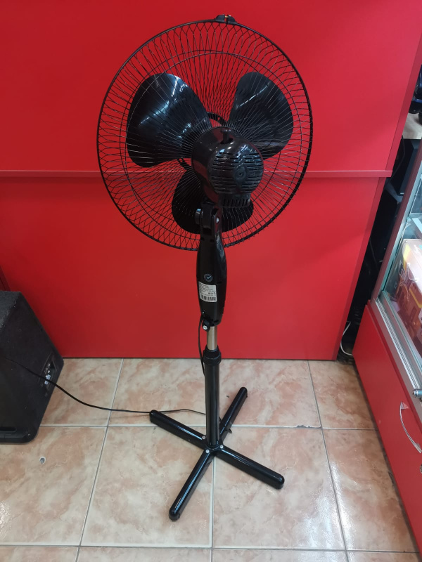 Напольный вентилятор CenteK AIR CT-5034 BLAK