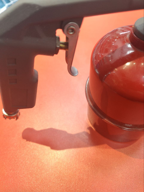 Пневмопистолет для вязких  жидкостей