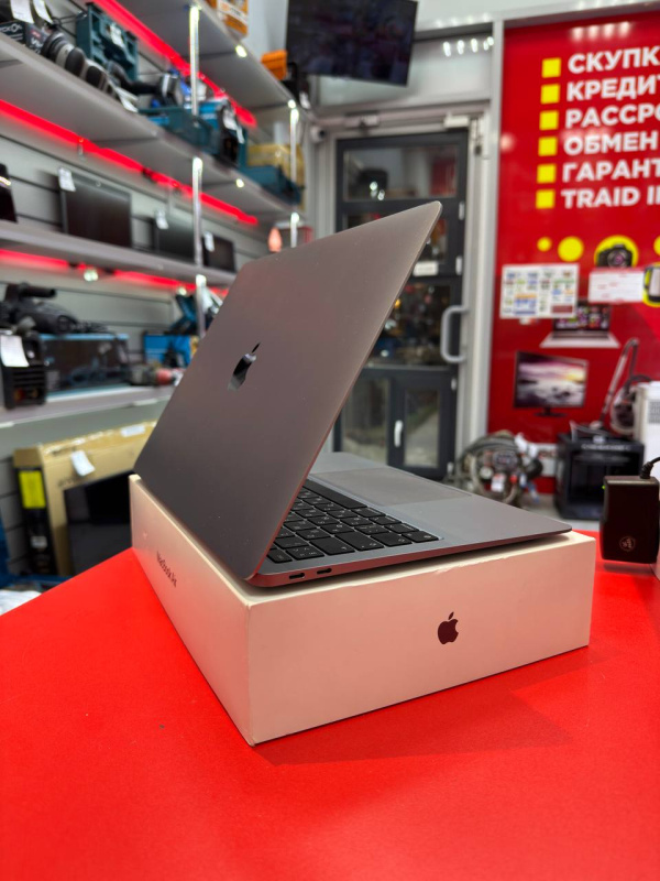 Ноутбук Apple Air M1