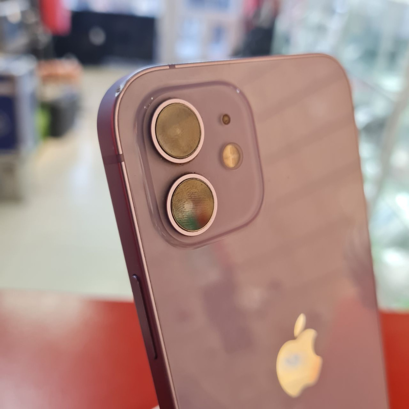 Мобильный телефон Apple iPhone 12