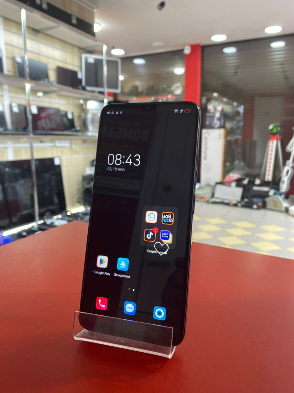 Мобильный телефон Tecno Spark Go 2023