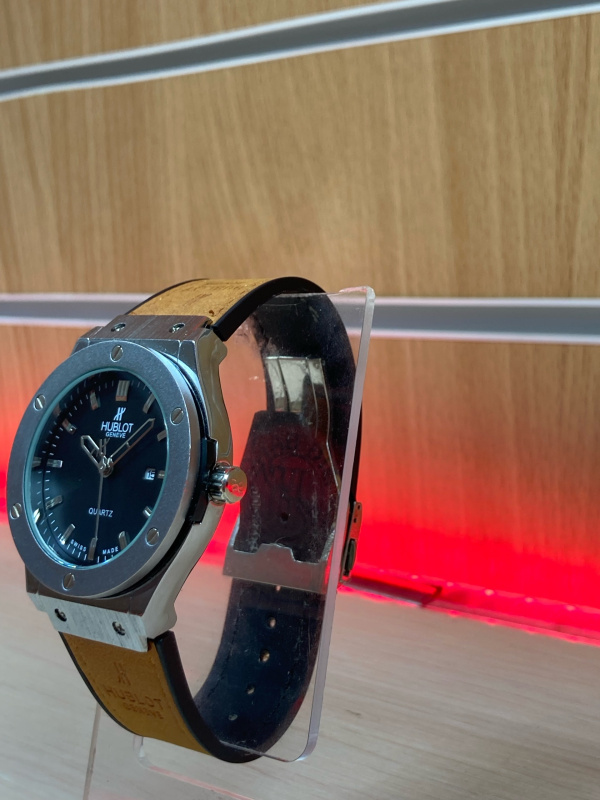 Часы наручные