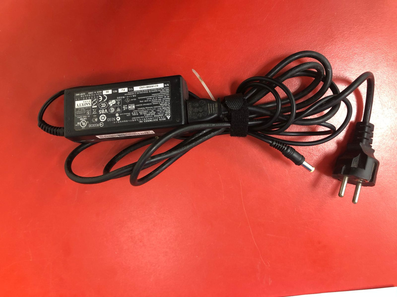 зарядка для  ноутбука acer