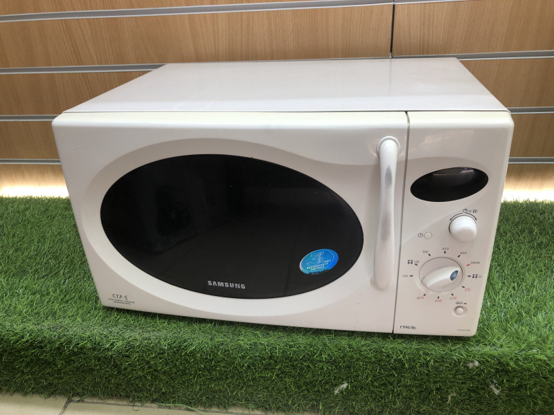 Микроволновая печь Samsung CE2827NR