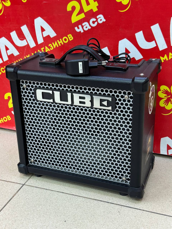 Усилитель Roland Cube 10GX