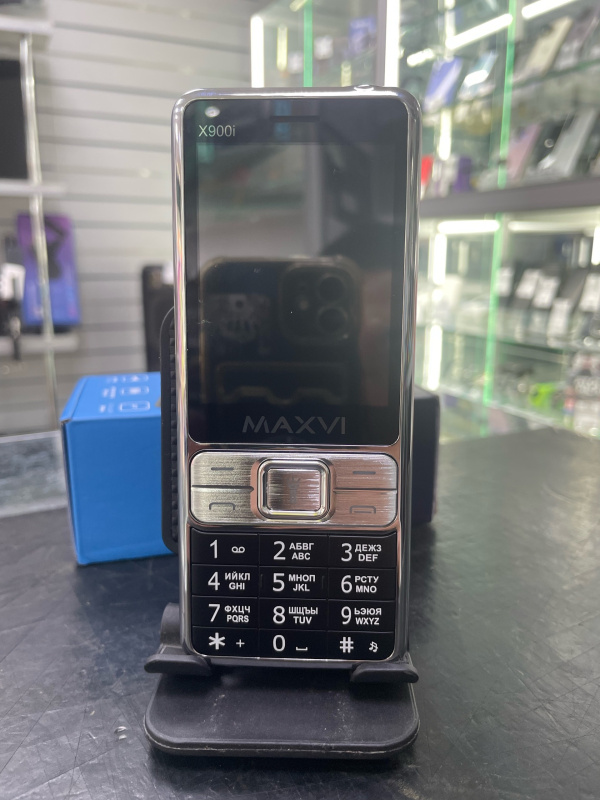 Мобильный телефон Maxvi X900