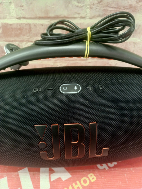 Колонки BoomBox JBL BOOMBOX3