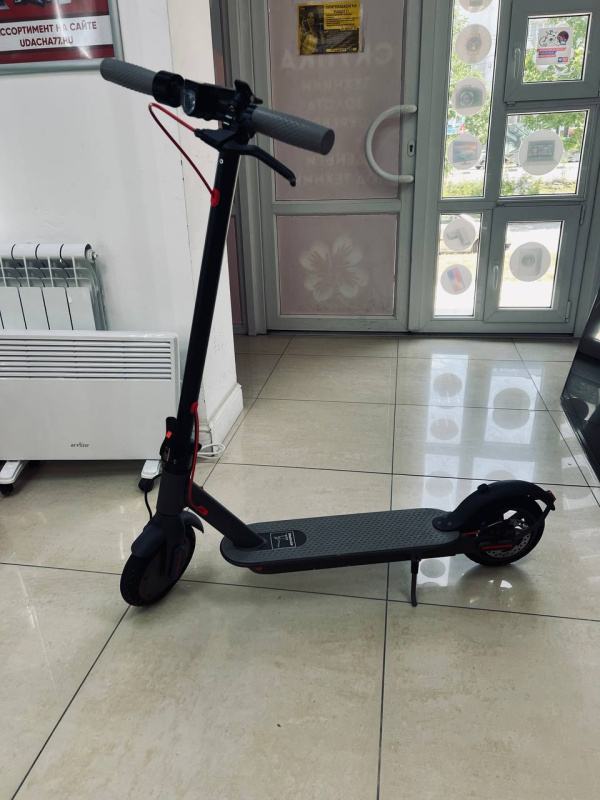 Самокат Xiaomi M365