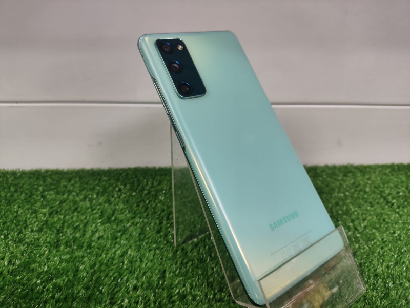 Мобильный телефон Samsung Galaxy S20 FE