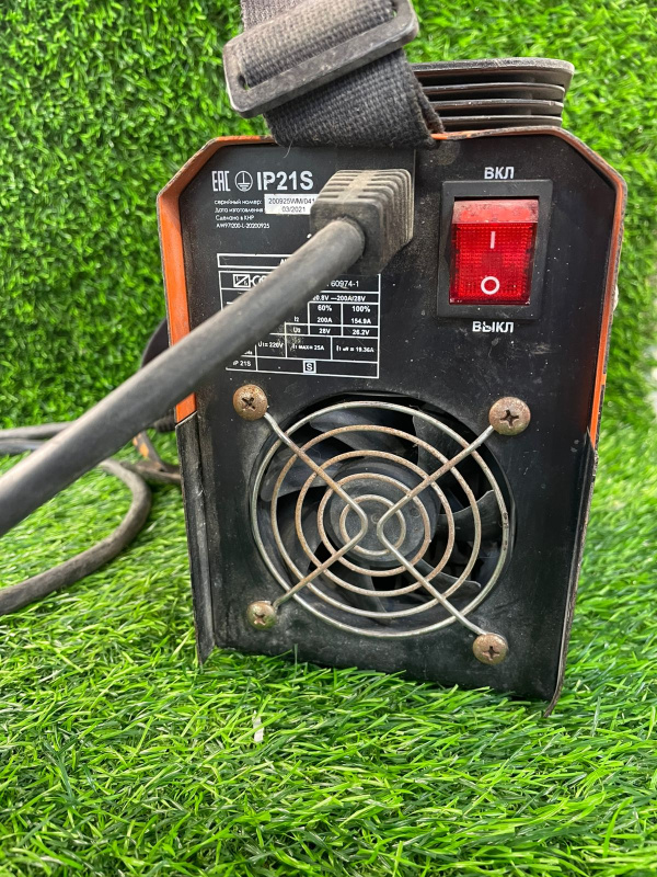 Сварочный аппарат - инвертор ММА Sturm! AW 971200