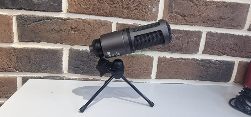 Микрофон Audio-technica  audio-technica at2020usb