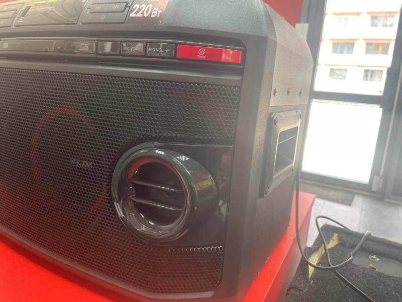 Музыкальный центр LG ol45