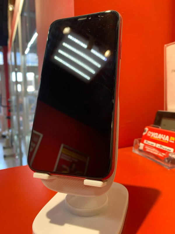 Мобильный телефон Apple iPhone XR