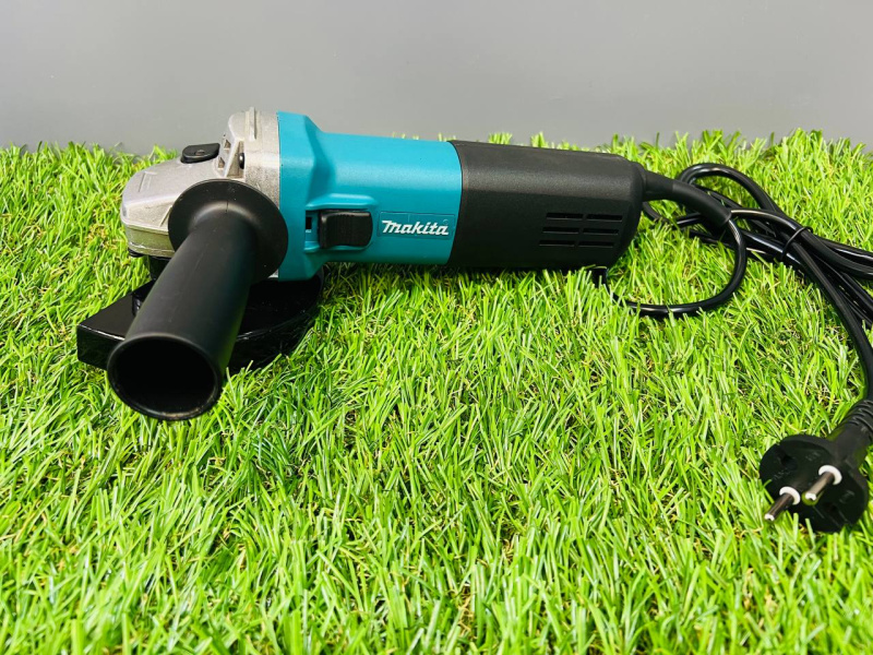 Болгарка  Makita HB9558