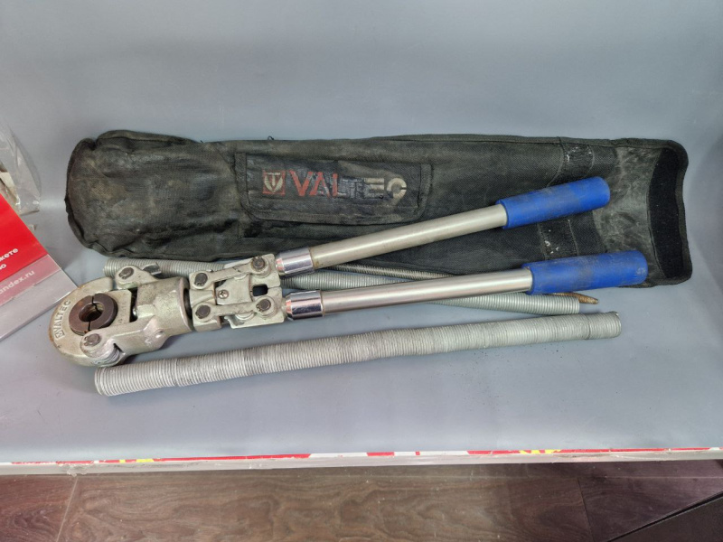 Обжимные клещи Valtec 0514