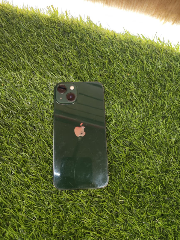 Мобильный телефон Apple iPhone 13