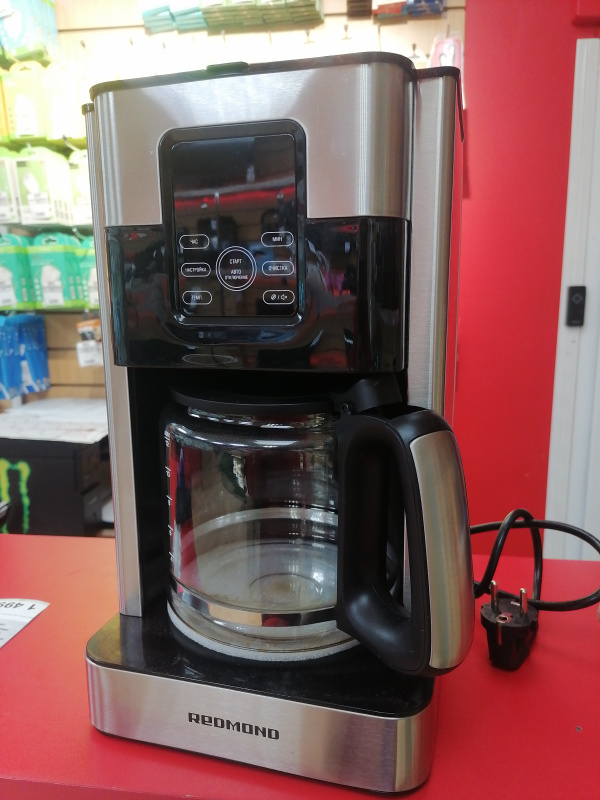 Кофемашина Redmond CM704