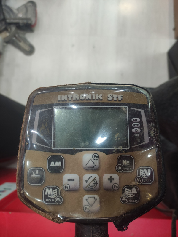 металоискатель  intronik sft