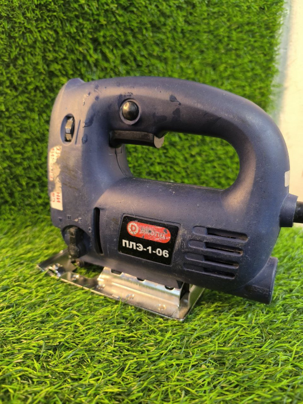 Электролобзик Диолд плэ-1-06