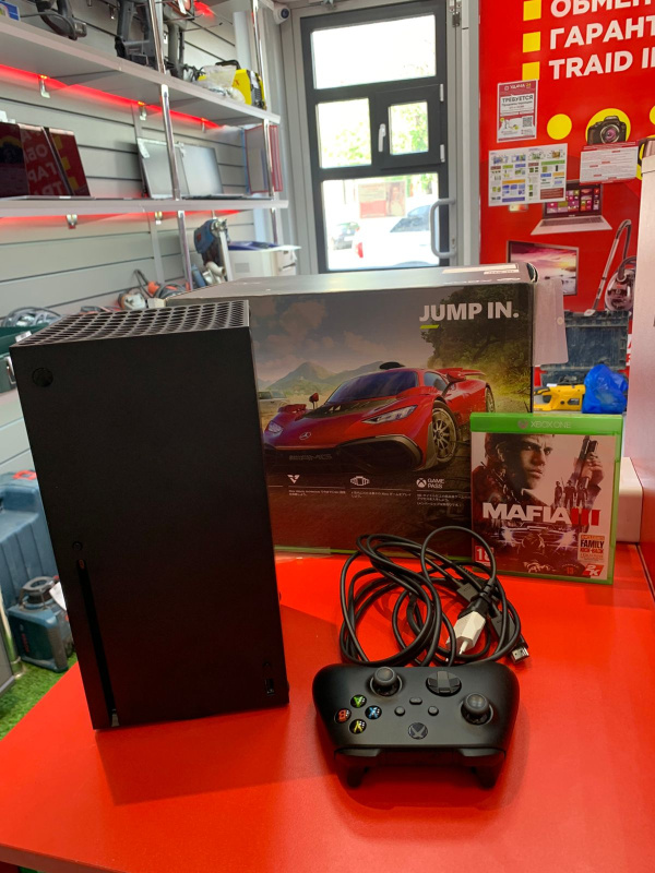 Игровая приставка Xbox Series X 1tb