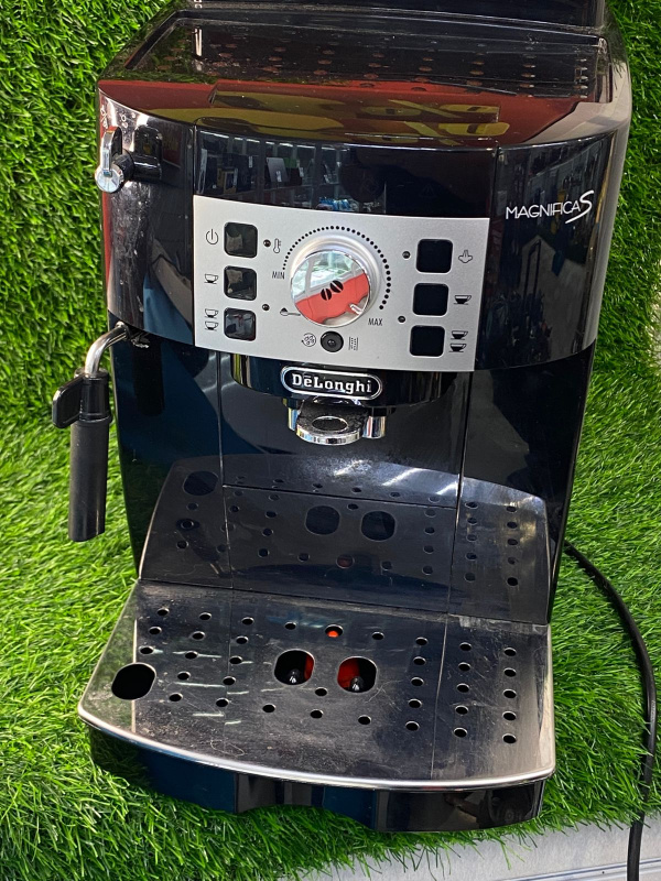 Кофемашина Redmond CМ701