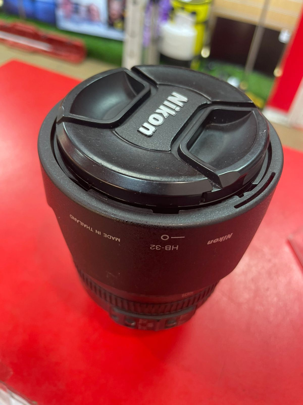 Объектив Nikon DX 18-105 mm