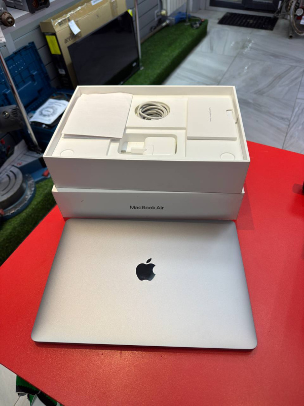Ноутбук Apple Air M1