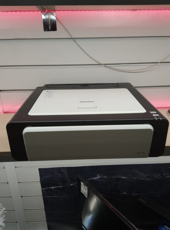 Принтер принтер  Ricoh SP111