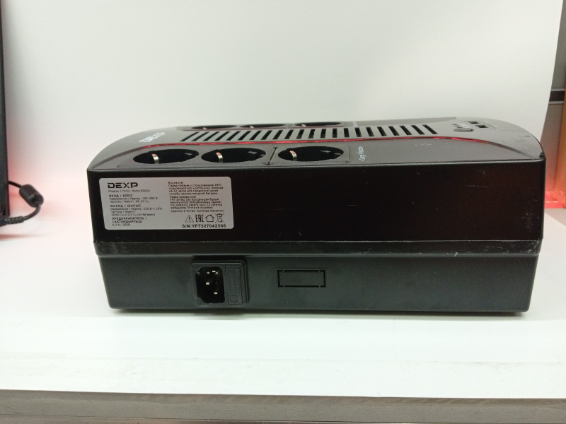 Стабилизатор напряжения Стабилизатор  DEXP home 850VA