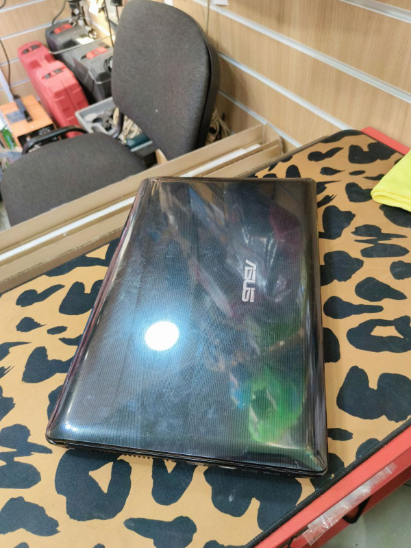 Ноутбук ASUS a 52d