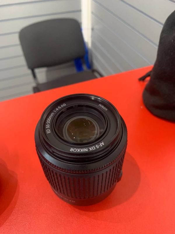 Объектив Nikon AF-S NIKKOR 55-200mm