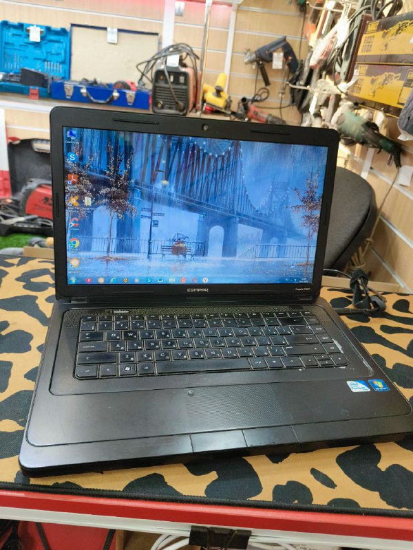 Ноутбук HP cq57