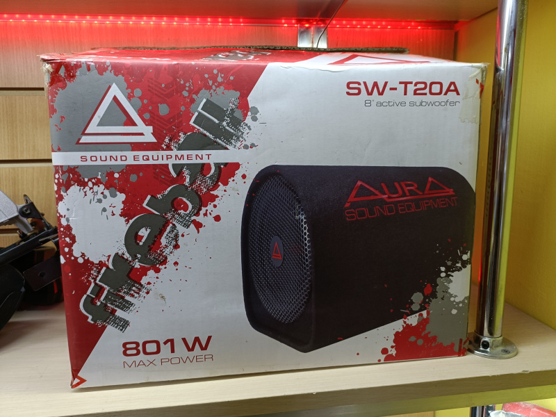 Авто сабвуфер AURA tools SW-T20A