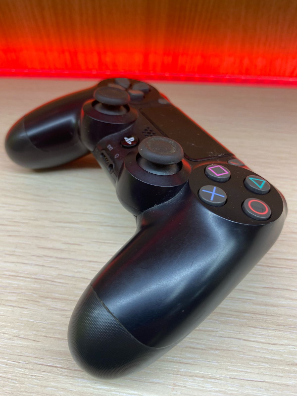 ГЕЙМПАД Sony PS4