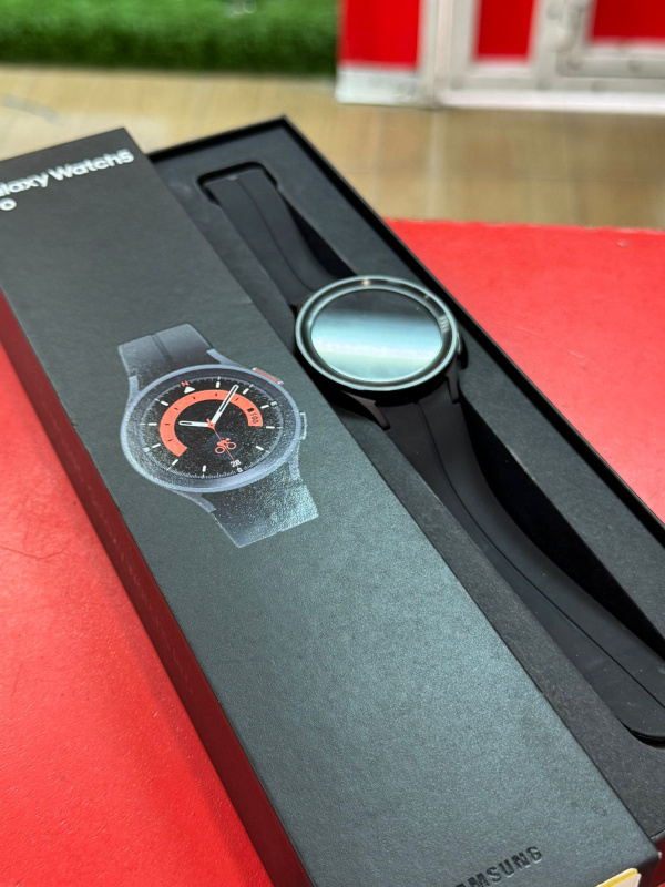 Часы смарт Samsung GALAXY WATCH 5 PRO