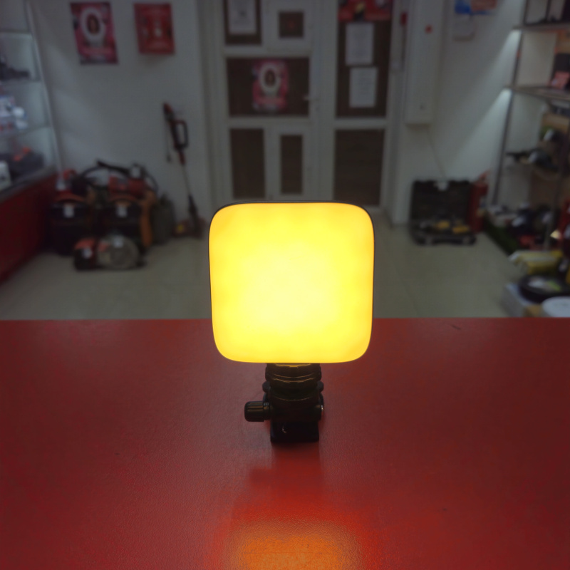 Компактный видеосвет для съемки RGB  M11