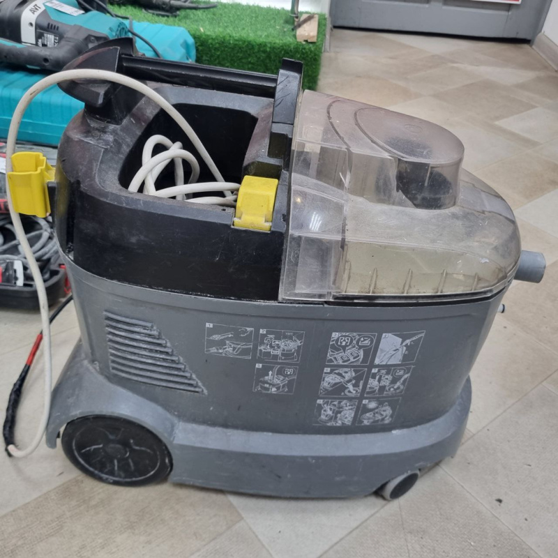 Пылесос Karcher  puzzi 8/1C