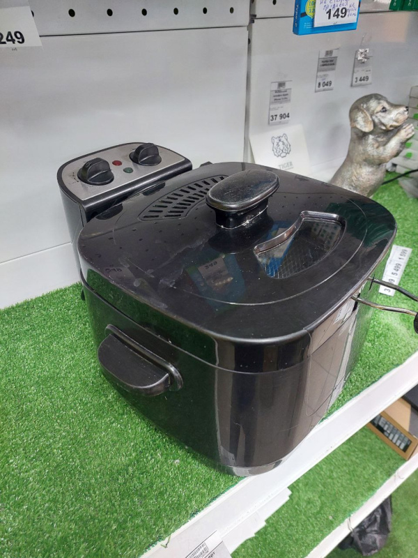 Фритюрница DEXP DEXP-2500P