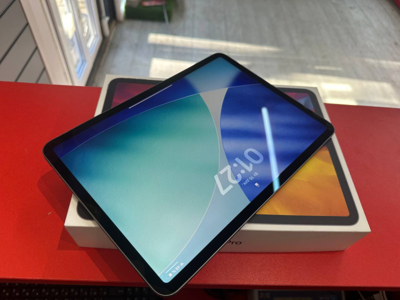 Планшет Apple iPad Pro 11 (2-го поколения) (2020)