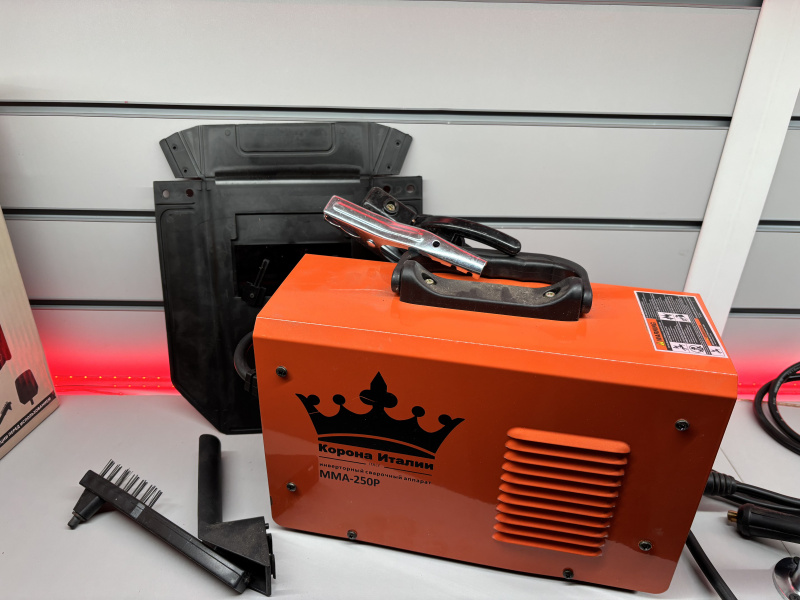 Сварочный аппарат - инвертор ММА Viking ММА 250 Pro