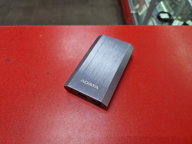 повербанк  adata 10500