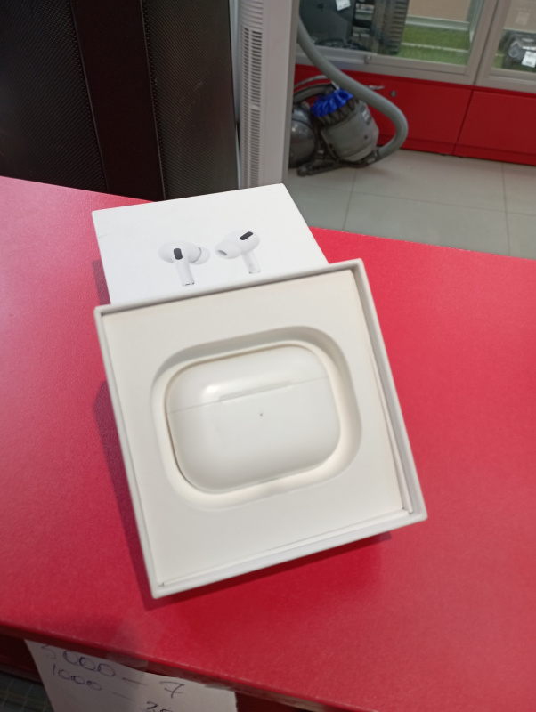 Наушники Apple pro